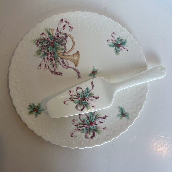 Mikasa Bone China Holiday Dessert Tray with Server. New in Box - Picture 11 of 11